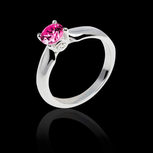 bague solitaire saphir rose platine Motherhood